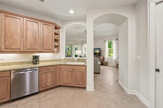 2654 Bolero Dr in Naples, FL - Building Photo - Building Photo