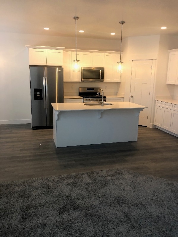 3795 W 2380 N in Lehi, UT - Foto de edificio - Building Photo