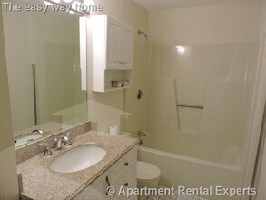 23 Elm St in Somerville, MA - Building Photo - Building Photo