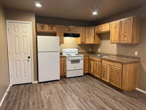 111 36th St in Lubbock, TX - Foto de edificio - Building Photo