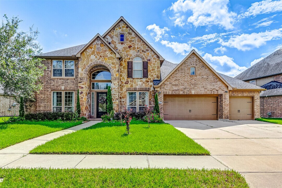 16214 Canova Hill Ln in Houston, TX - Foto de edificio