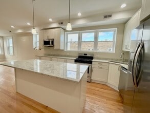 5506 N Glenwood Ave in Chicago, IL - Building Photo - Building Photo