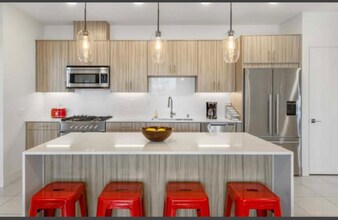 201 The Riv in Palm Springs, CA - Building Photo - Building Photo