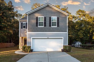 4899 Tidal Walk Dr in Beaufort, SC - Building Photo - Building Photo