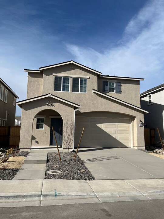 7959 Evaporite Dr in Sparks, NV - Building Photo