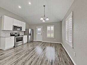 2812 Maple Creek Dr in Fort Worth, TX - Building Photo - Building Photo