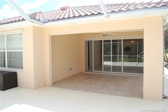 8504 SE Retreat Dr in Hobe Sound, FL - Building Photo - Building Photo