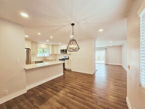 9213 El Tango Cir in Fountain Valley, CA - Building Photo - Building Photo