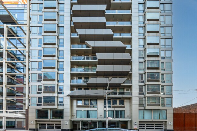 The Vista in Long Island City, NY - Building Photo - Building Photo