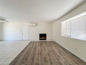 7065-7049 49 Palms Ave in Twentynine Palms, CA - Building Photo - Building Photo
