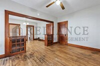 838 S Main St photo'