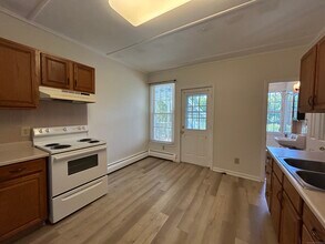 377 S Main St in Middletown, CT - Building Photo - Building Photo