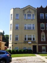 2053 W Summerdale Ave in Chicago, IL - Building Photo