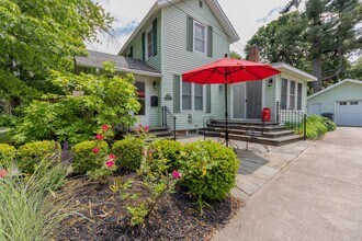 318 Superior St in South Haven, MI - Building Photo - Building Photo