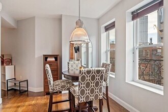 115 Salem St, Unit 9 in Boston, MA - Foto de edificio - Building Photo