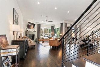 5135 Vickery Blvd in Dallas, TX - Building Photo - Building Photo