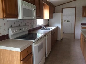 1155 Sutton Hollow Rd in Martinsville, VA - Building Photo - Building Photo