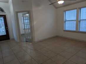 3651 Raintree Village Dr in Katy, TX - Building Photo - Building Photo