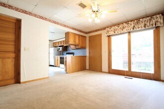 1017 Arbor St in Omaha, NE - Building Photo - Building Photo