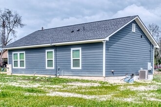 4822 Ayrshire Dr in San Antonio, TX - Building Photo - Building Photo