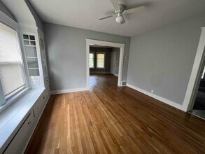 12320 Saywell Ave in Cleveland, OH - Foto de edificio - Building Photo