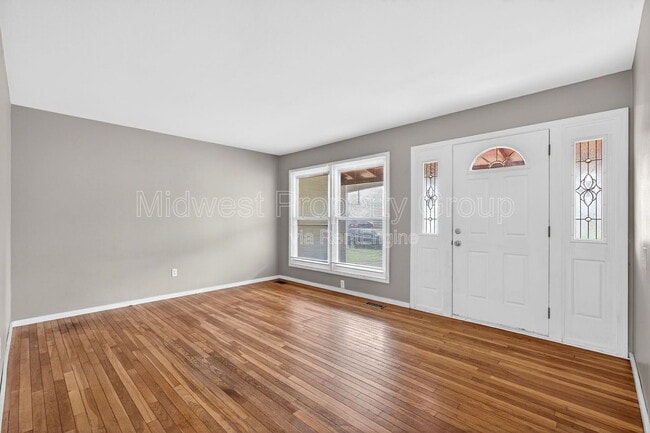 1165 Lees Ln in Florissant, MO - Building Photo - Building Photo