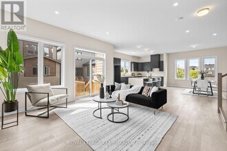 407 Euphoria Cres in Ottawa, ON - Building Photo - Building Photo