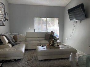 2228 SW 80th Terrace in Miramar, FL - Building Photo - Building Photo
