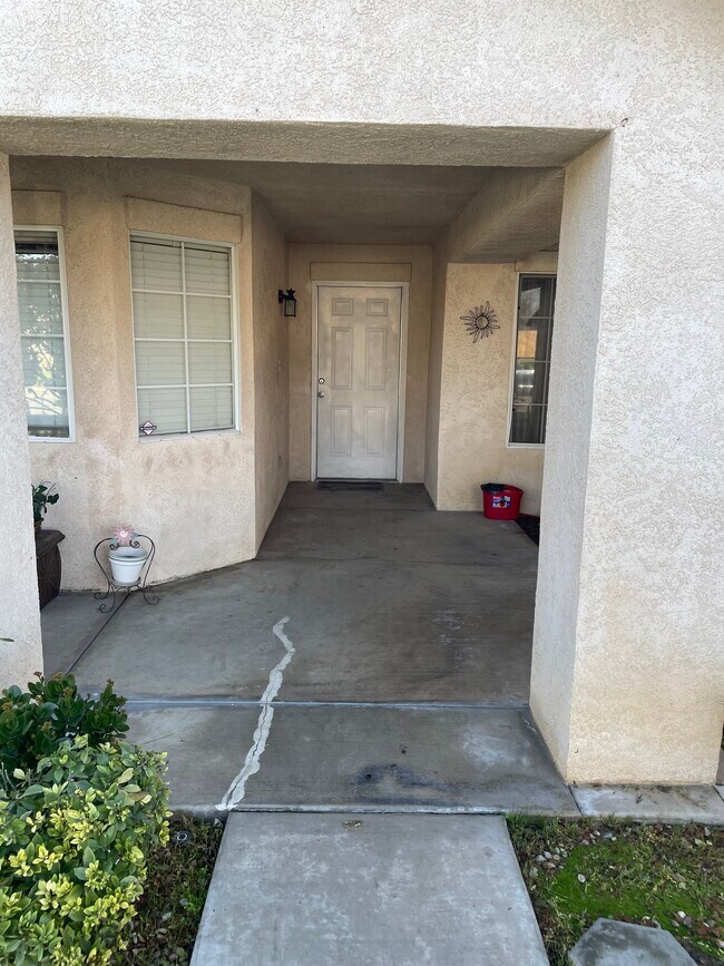 4623 Kaytlain Ave in Bakersfield, CA - Building Photo - Building Photo