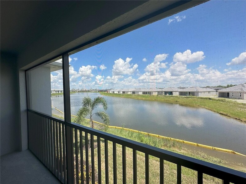 14234 Heritage Landing Blvd, Unit 55 in Punta Gorda, FL - Building Photo