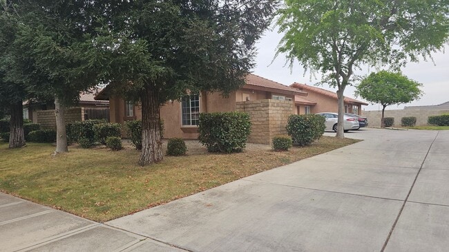 property at 723 Spring Meadow Ct