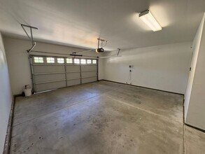 6251 W Perez Ave in Visalia, CA - Building Photo - Building Photo