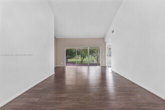 8790 Holly Ct in Tamarac, FL - Building Photo - Building Photo