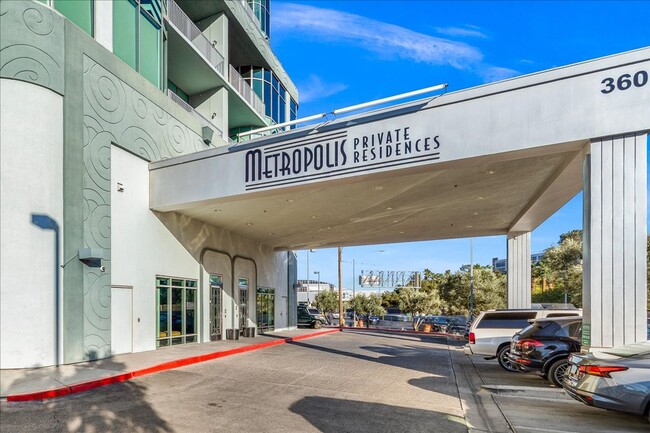 360 E Desert Inn Rd in Las Vegas, NV - Foto de edificio - Building Photo