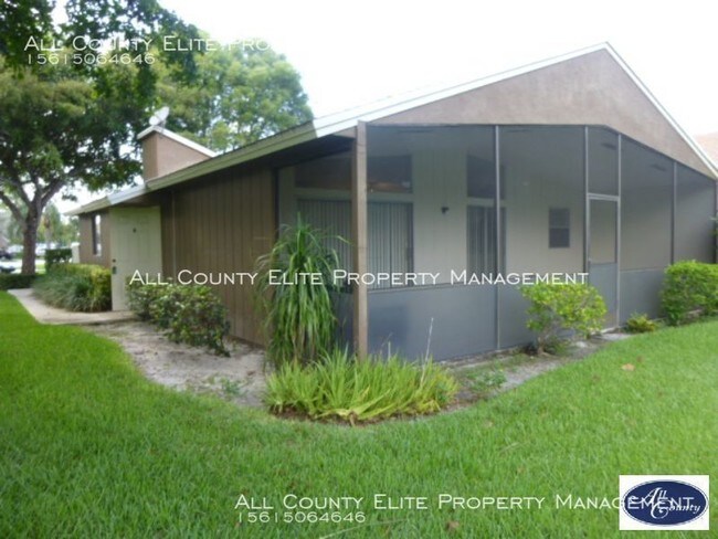 22278 Woodborn Dr in Boca Raton, FL - Foto de edificio - Building Photo