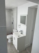 122 Harvard Rd in West Park, FL - Building Photo - Building Photo