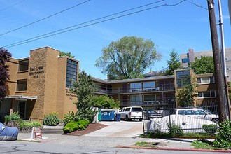 Mode Condominiums in Seattle, WA - Foto de edificio - Building Photo