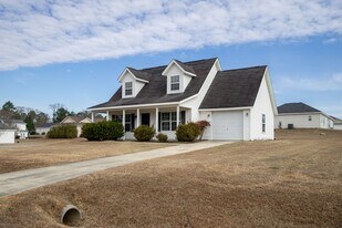 5005 Scotch Pine Ave in Statesboro, GA - Building Photo