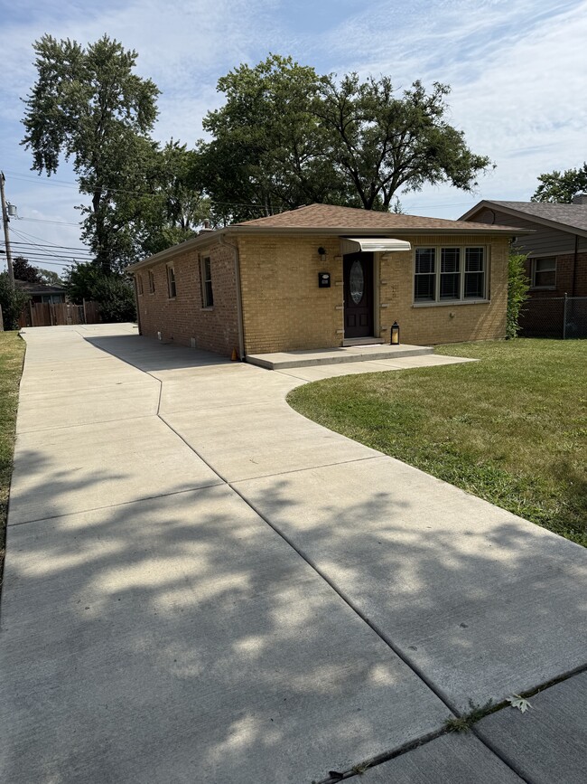 property at 6110 Washington St