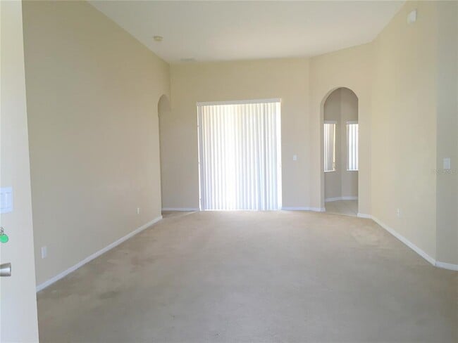 2668 Patrician Cir in Kissimmee, FL - Building Photo - Building Photo