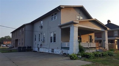 1109 Dexter Avenue in Evansville, IN - Building Photo - Building Photo