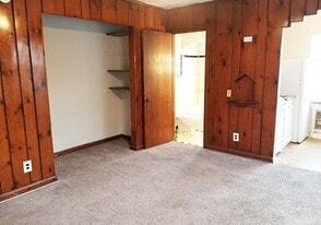 960 Ludlow Ave in Cincinnati, OH - Building Photo