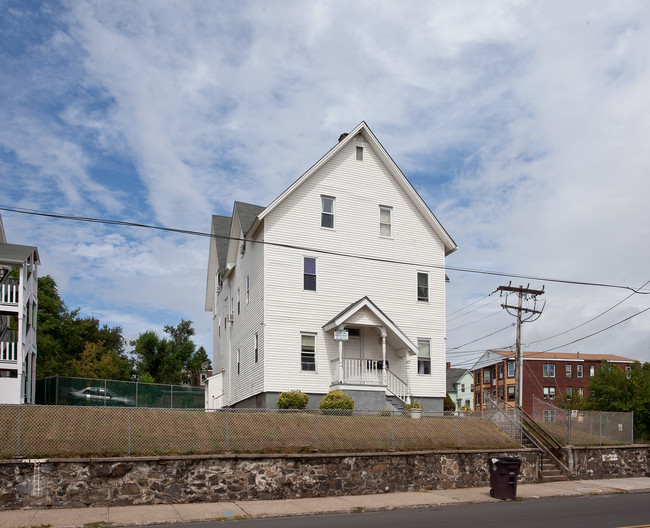 200-208 North St in New Britain, CT - Building Photo - Building Photo