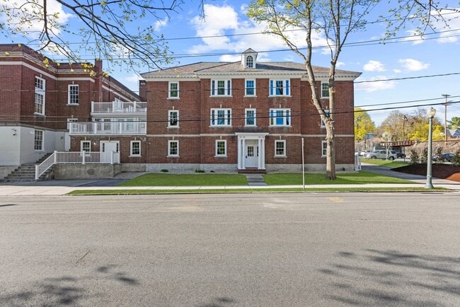 property at 54 Balmoral St