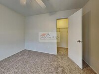 5038 Kleinway Dr photo'