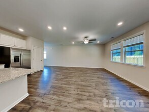 200 Chapelcrest Ln in Holly Springs, GA - Building Photo - Building Photo