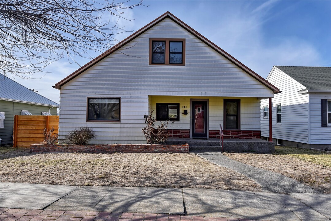 204 W 4th Ave in Ritzville, WA - Building Photo