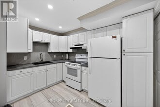 76 Logan Ct in Barrie, ON - Building Photo - Building Photo