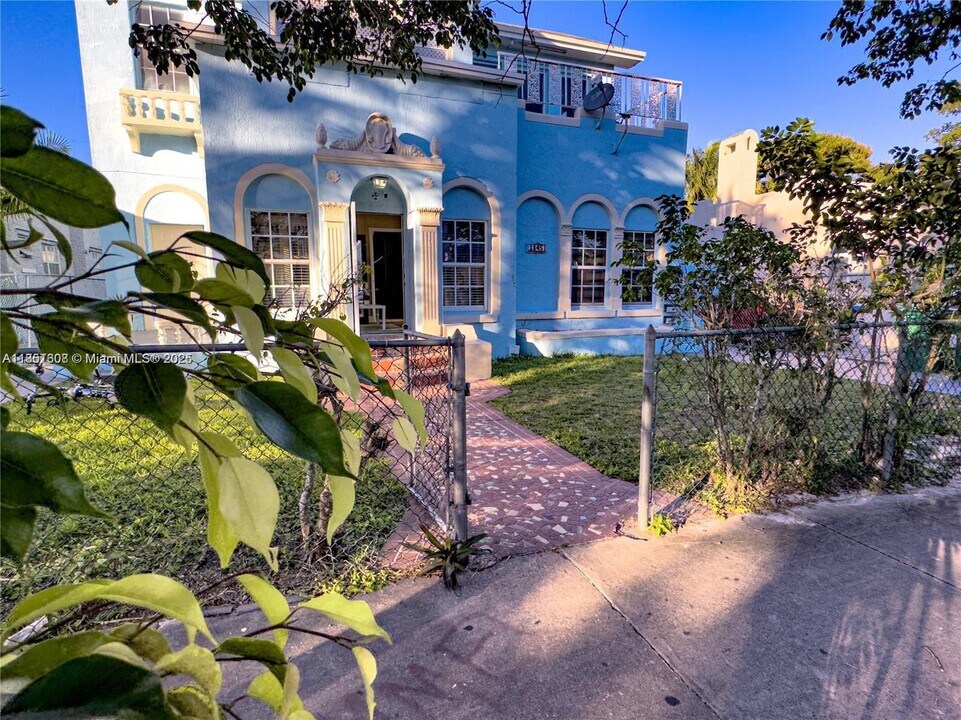 1845 SW 11th St in Miami, FL - Building Photo