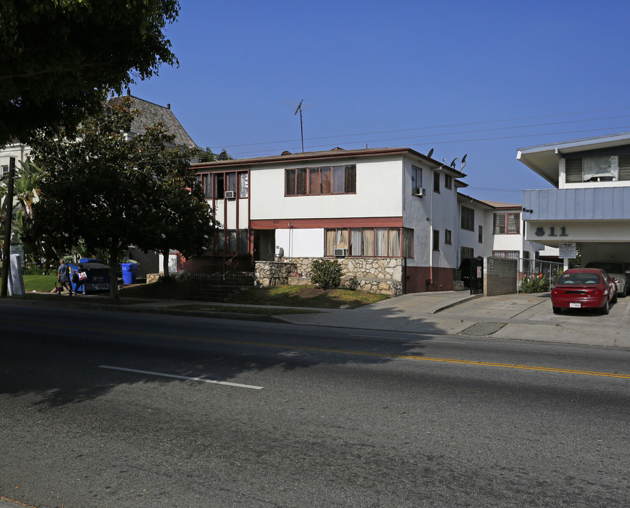 815 S Wilton Pl in Los Angeles, CA - Foto de edificio